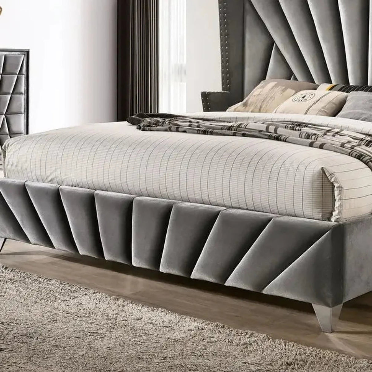 Oakhurst Upholstered Bed in grey Colour With Box Storage